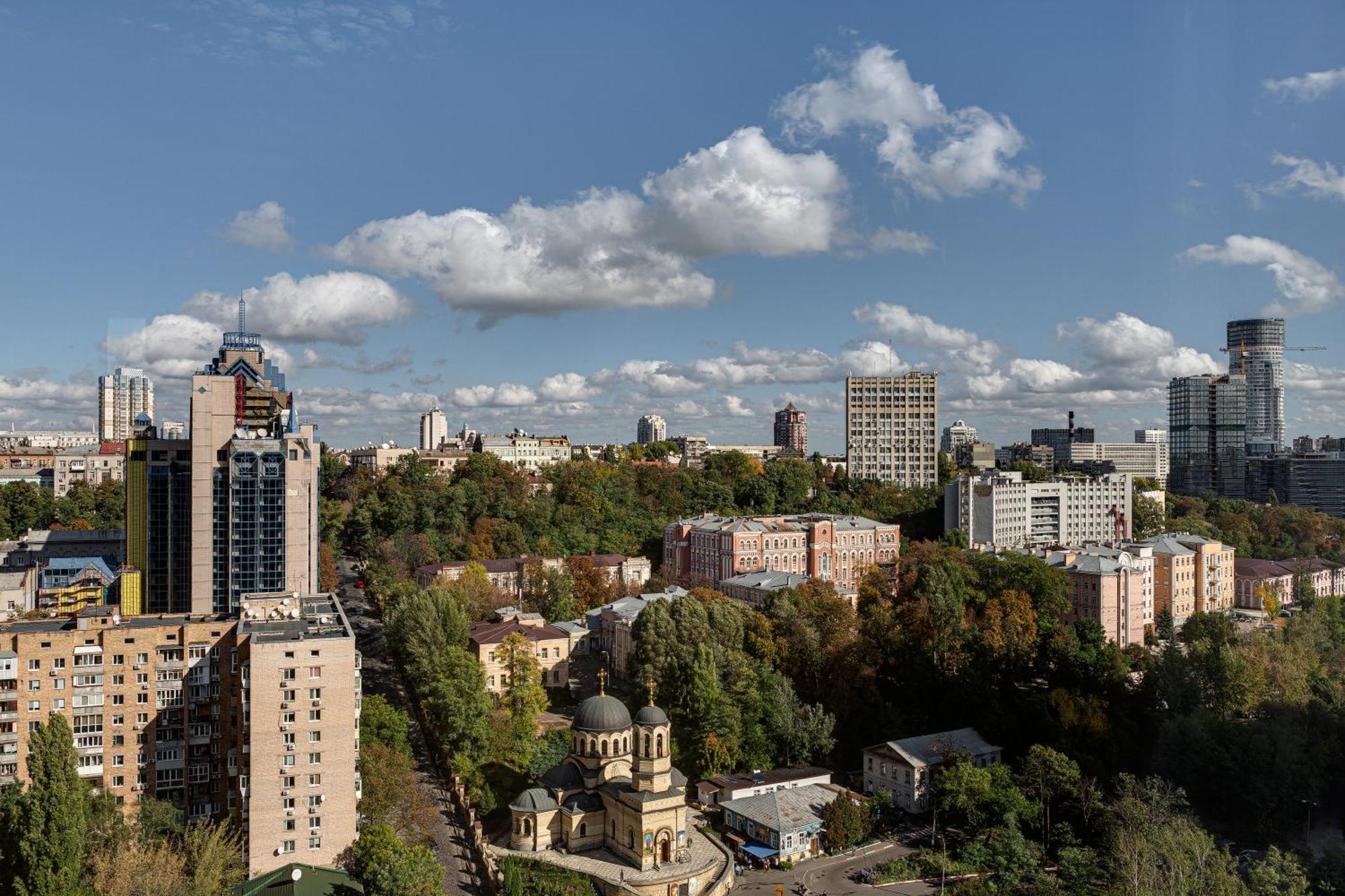 Sky Loft Hotel Kyiv By Rixwell International Екстериор снимка